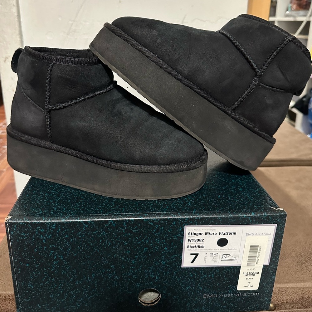 EMU Australia Black Stinger Micro Flatform Boots